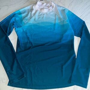 Attracosports swim shirt UPF 50+ wave aqua stripe long sleeve rash guard new L